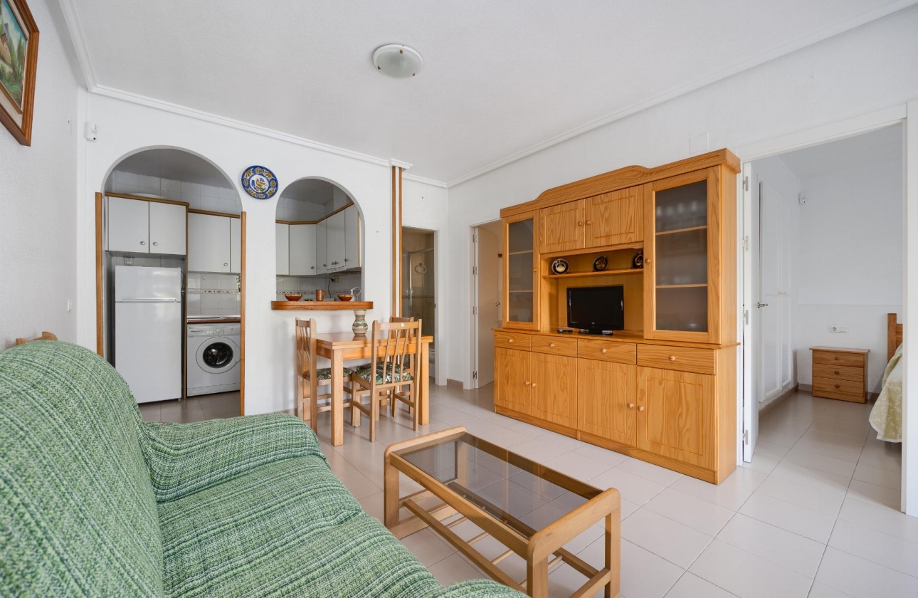 Resale - Bungalow - Torrevieja - Playa de los Náufragos