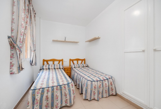 Resale - Bungalow - Torrevieja - Playa de los Náufragos