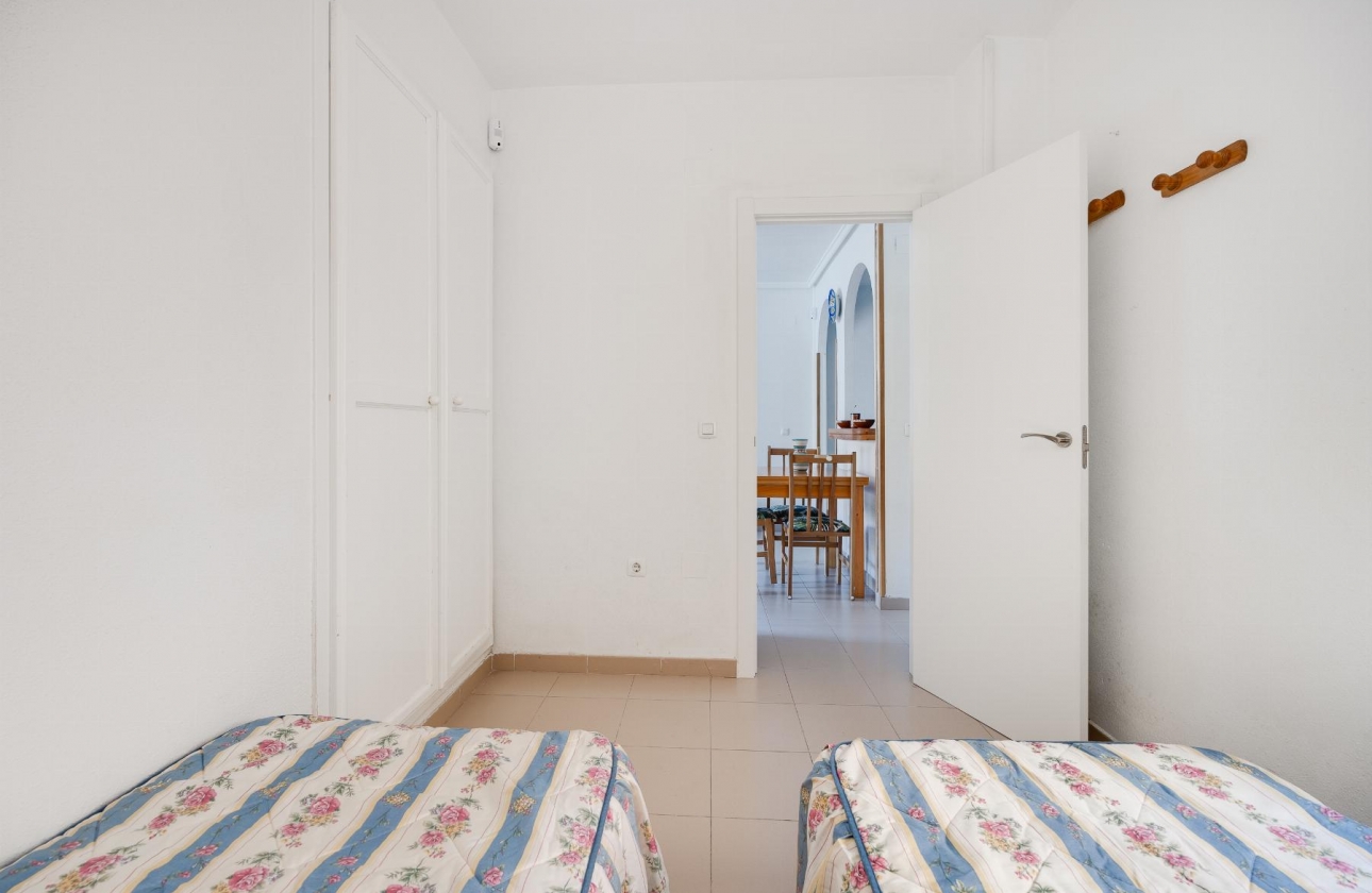 Resale - Bungalow - Torrevieja - Playa de los Náufragos