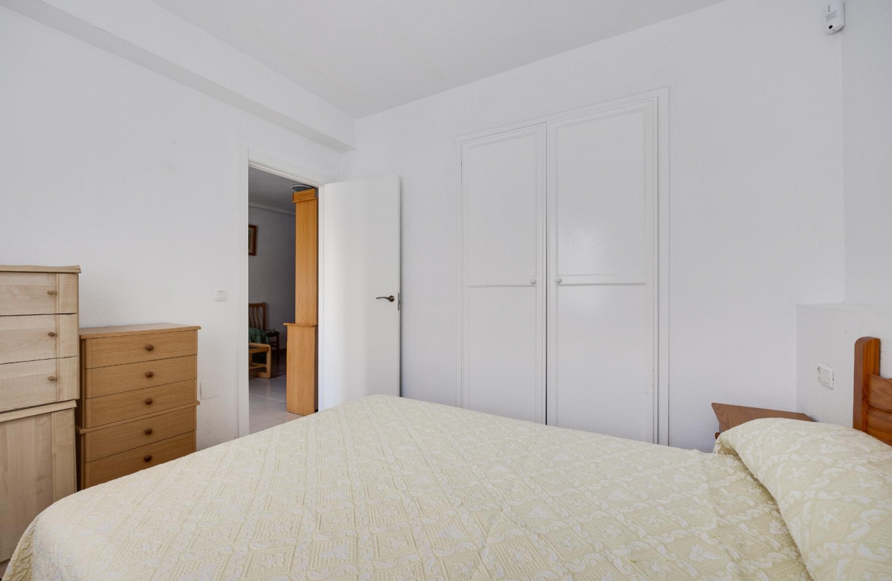 Resale - Bungalow - Torrevieja - Playa de los Náufragos