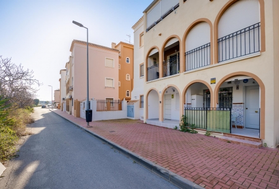 Resale - Bungalow - Torrevieja - Playa de los Náufragos