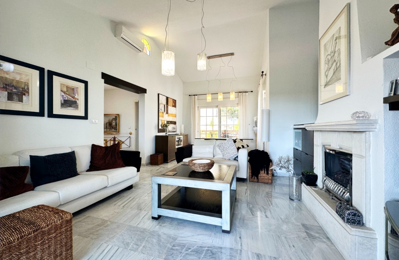 Resale - Villa - Orihuela Costa - Las Ramblas