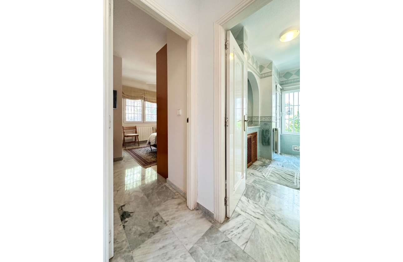 Resale - Villa - Orihuela Costa - Las Ramblas