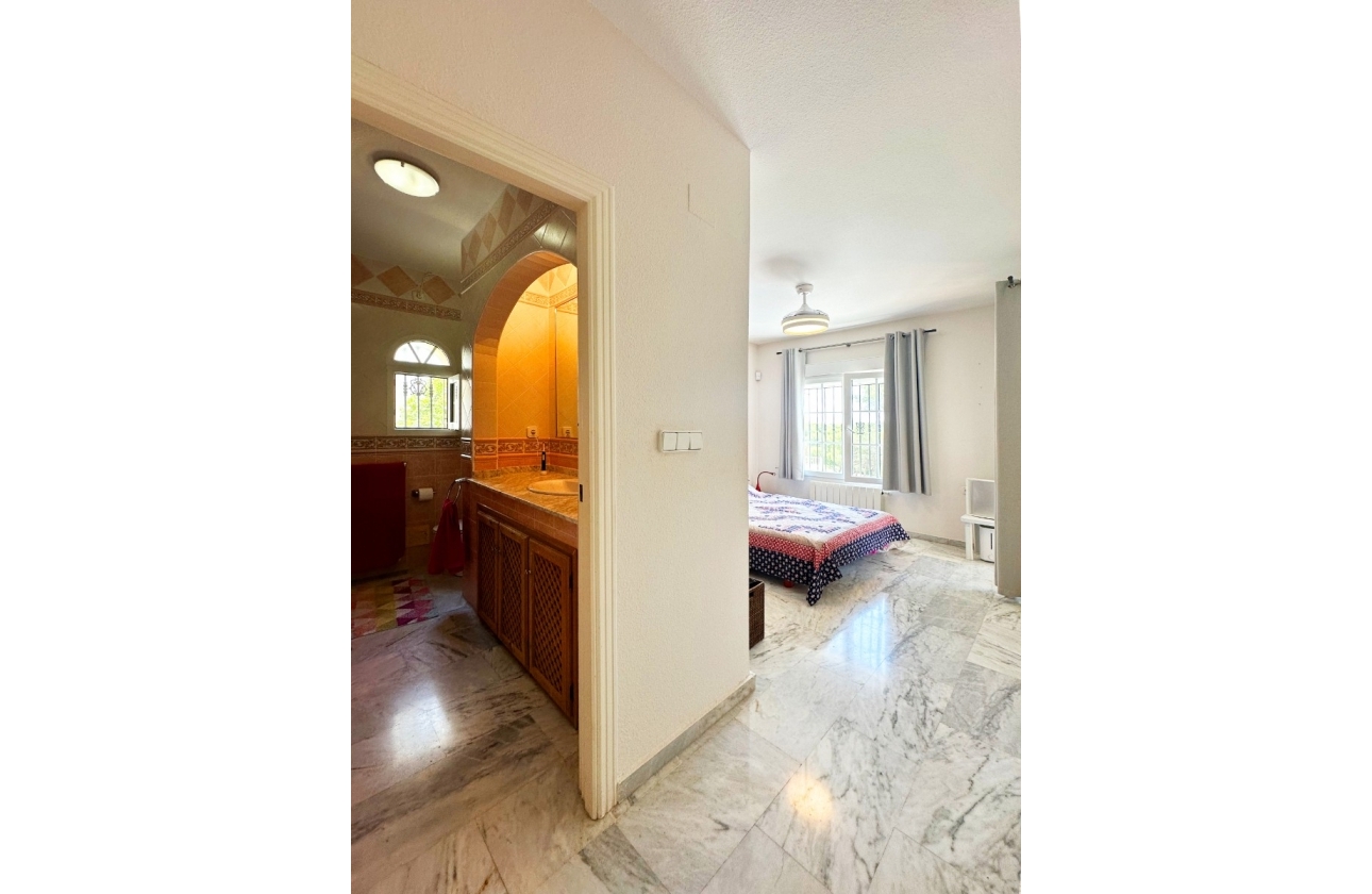 Resale - Villa - Orihuela Costa - Las Ramblas
