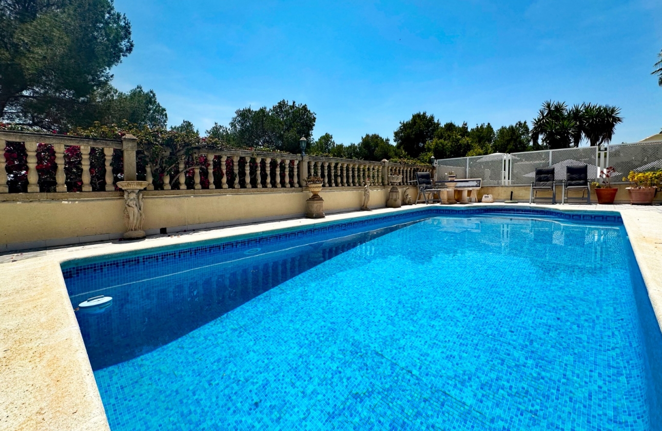 Resale - Villa - Orihuela Costa - Las Ramblas