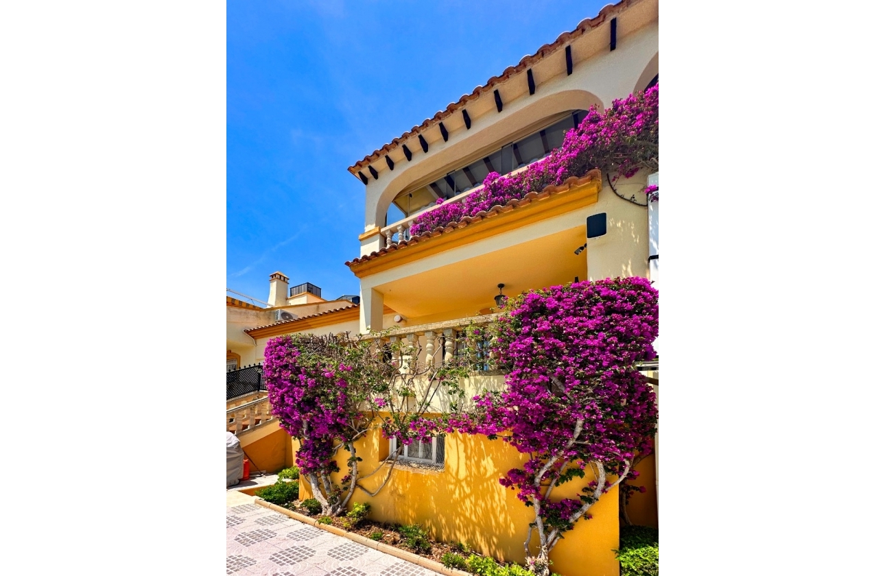Resale - Villa - Orihuela Costa - Las Ramblas