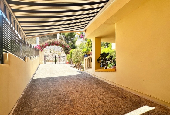 Resale - Villa - Orihuela Costa - Las Ramblas
