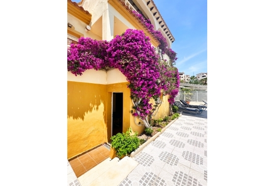 Resale - Villa - Orihuela Costa - Las Ramblas