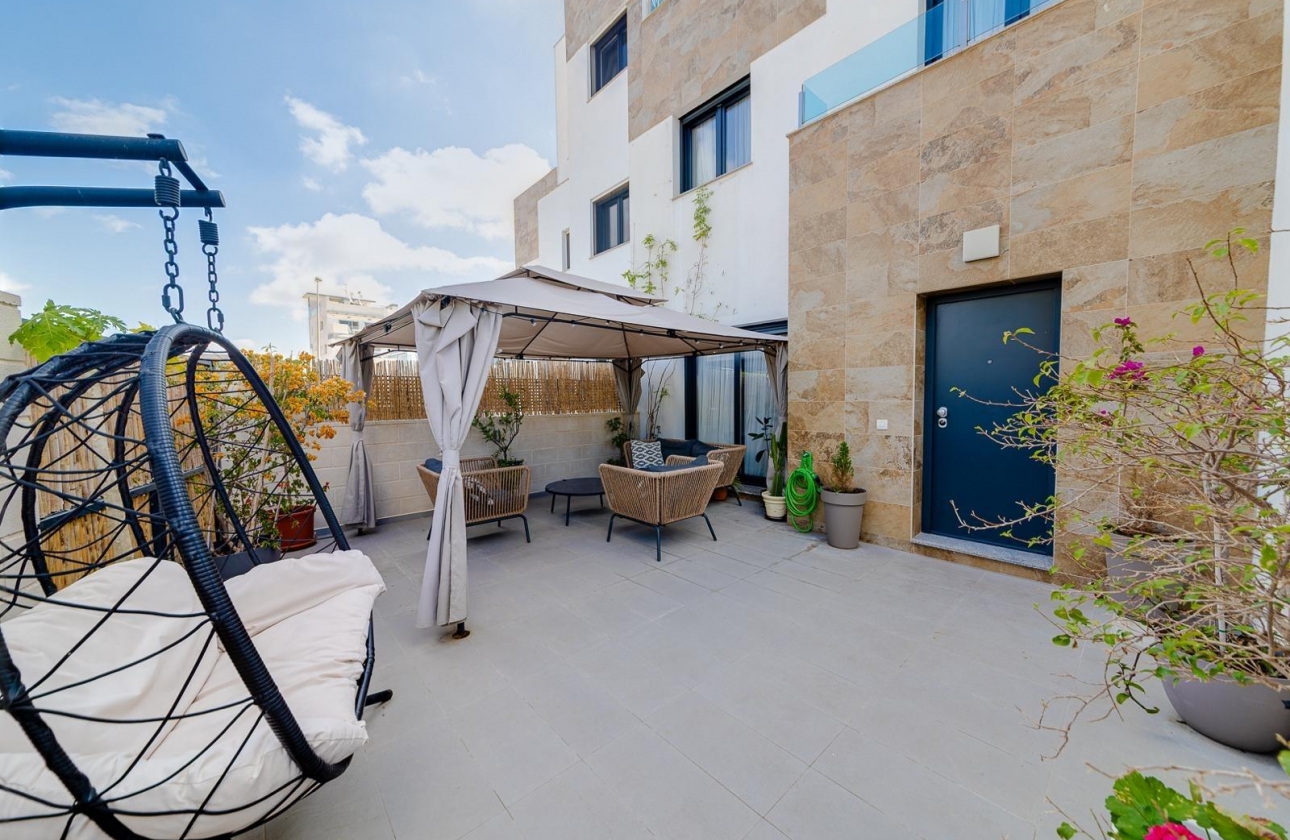Resale - house - Villamartin - Orihuela costa