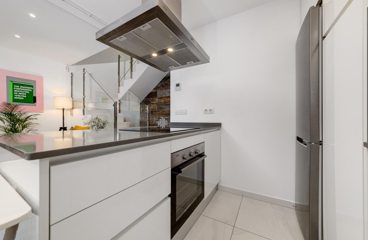 Resale - house - Villamartin - Orihuela costa