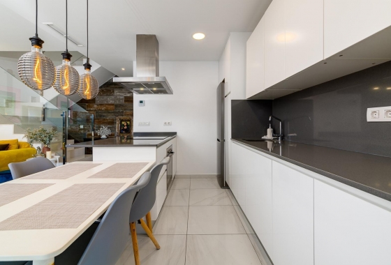 Resale - house - Villamartin - Orihuela costa