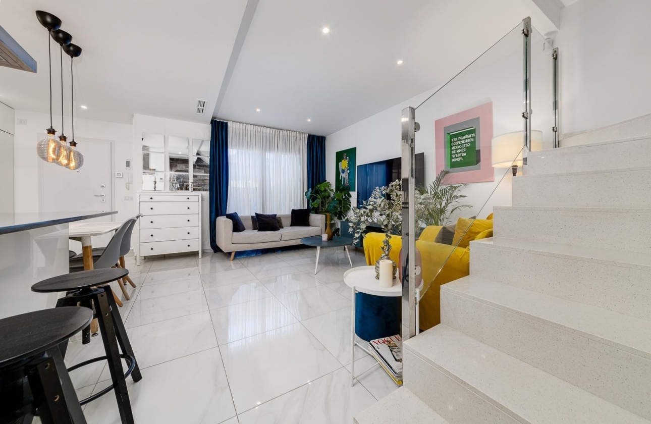 Resale - house - Villamartin - Orihuela costa