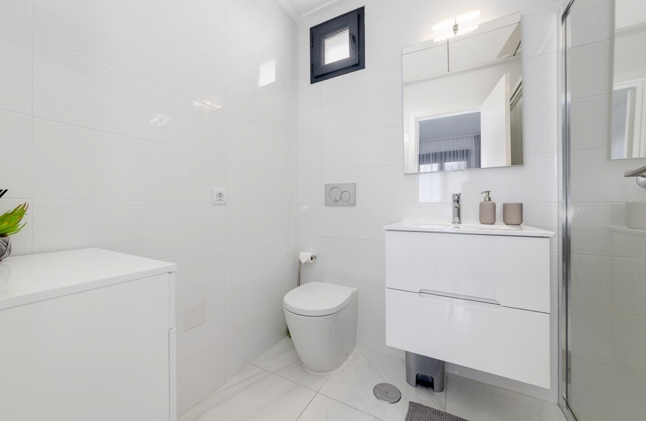 Resale - house - Villamartin - Orihuela costa