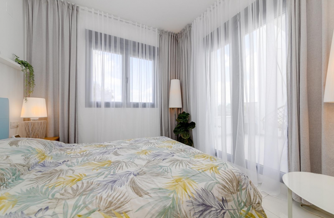 Resale - house - Villamartin - Orihuela costa
