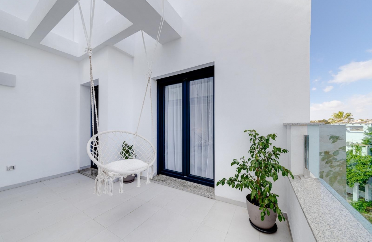 Resale - house - Villamartin - Orihuela costa
