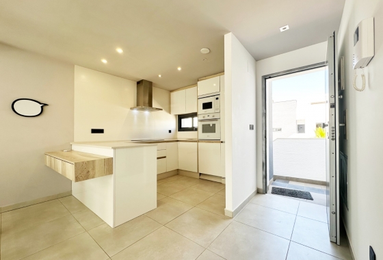Resale - Apartment - Guardamar del Segura - El Raso