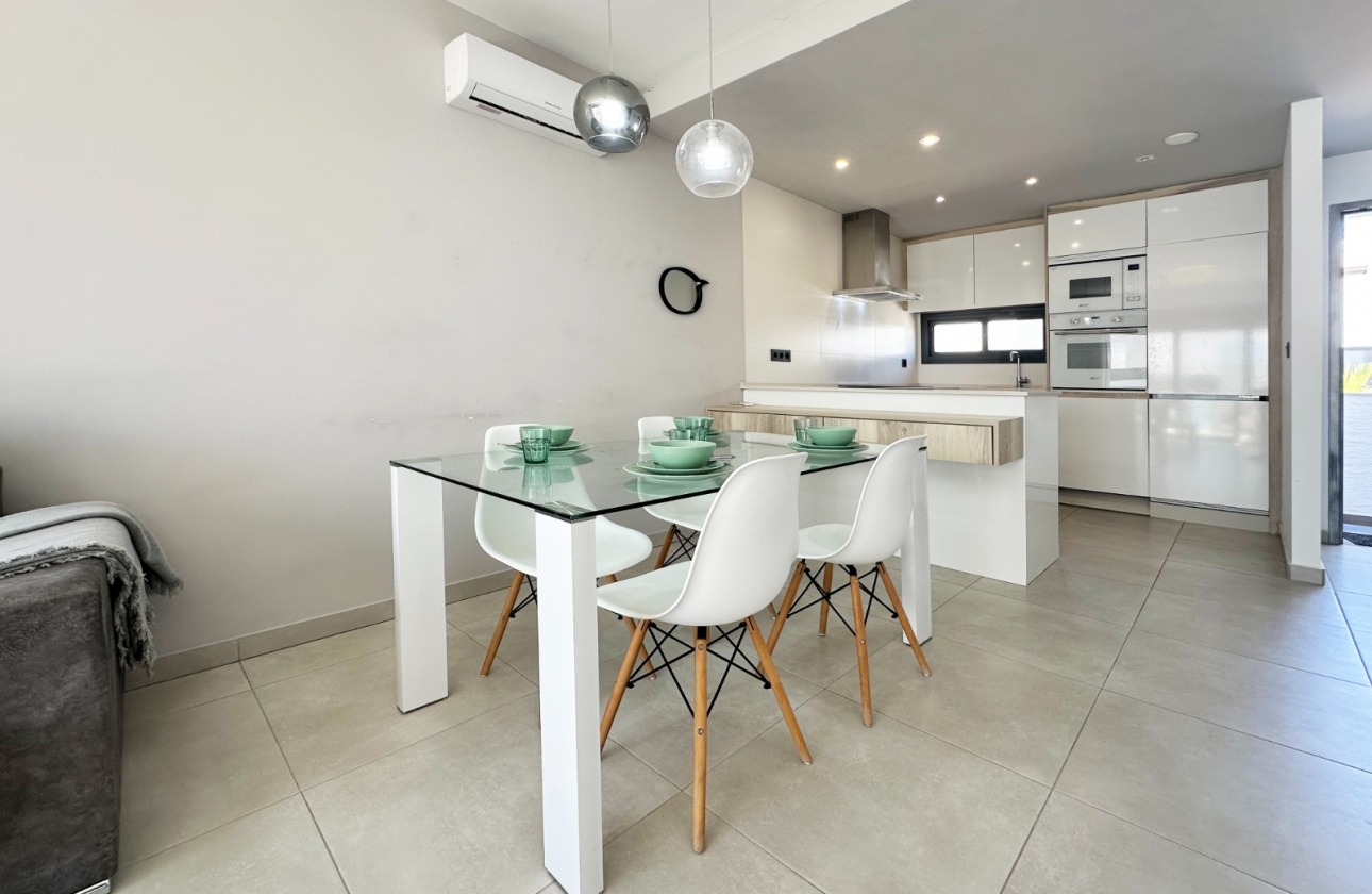 Resale - Apartment - Guardamar del Segura - El Raso