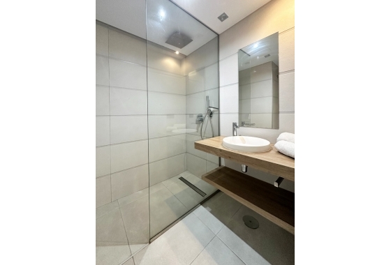 Resale - Apartment - Guardamar del Segura - El Raso