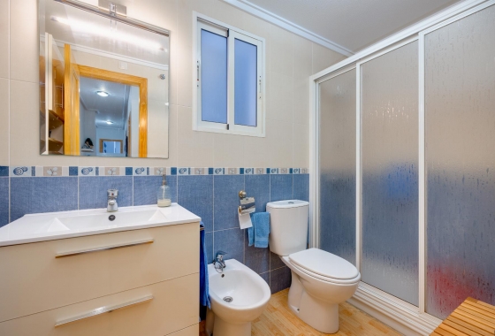 Resale - Apartment - Torrevieja - Playa del Acequión