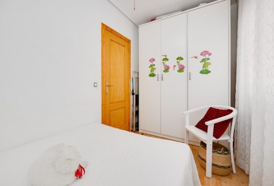 Resale - Apartment - Torrevieja - Playa del Acequión
