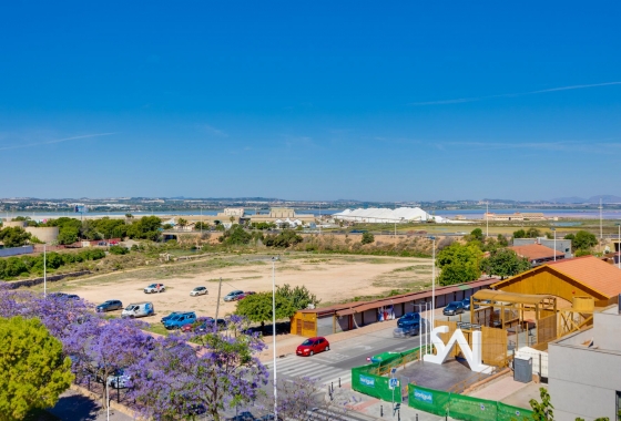 Resale - Apartment - Torrevieja - Playa del Acequión