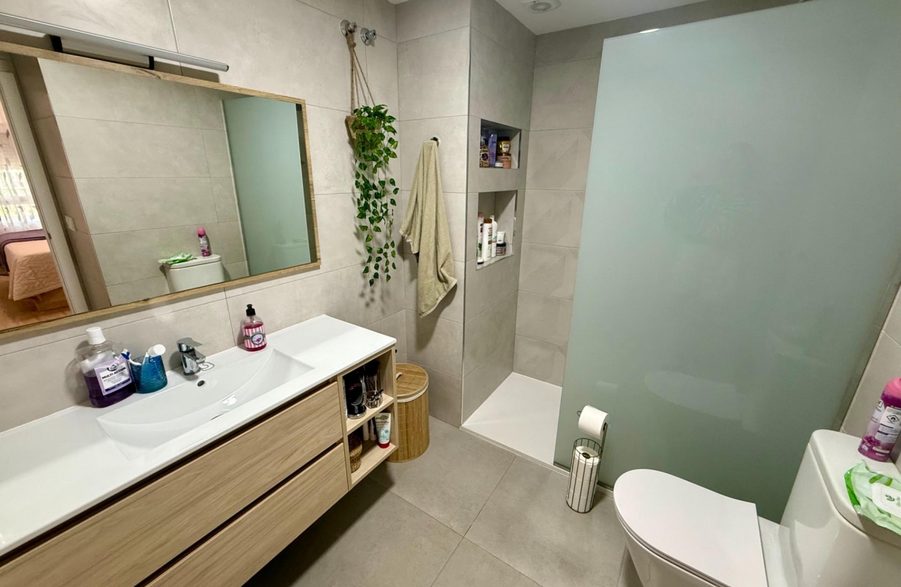 Wiederverkauf - Wohnung - Torrevieja - Centro