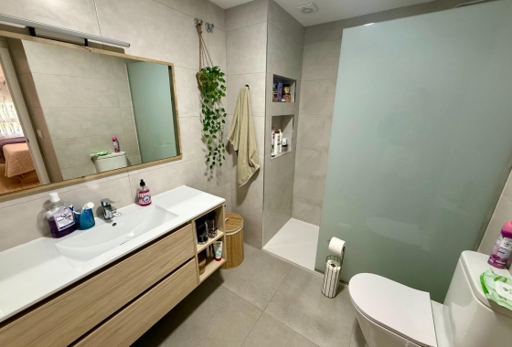 Wiederverkauf - Wohnung - Torrevieja - Centro