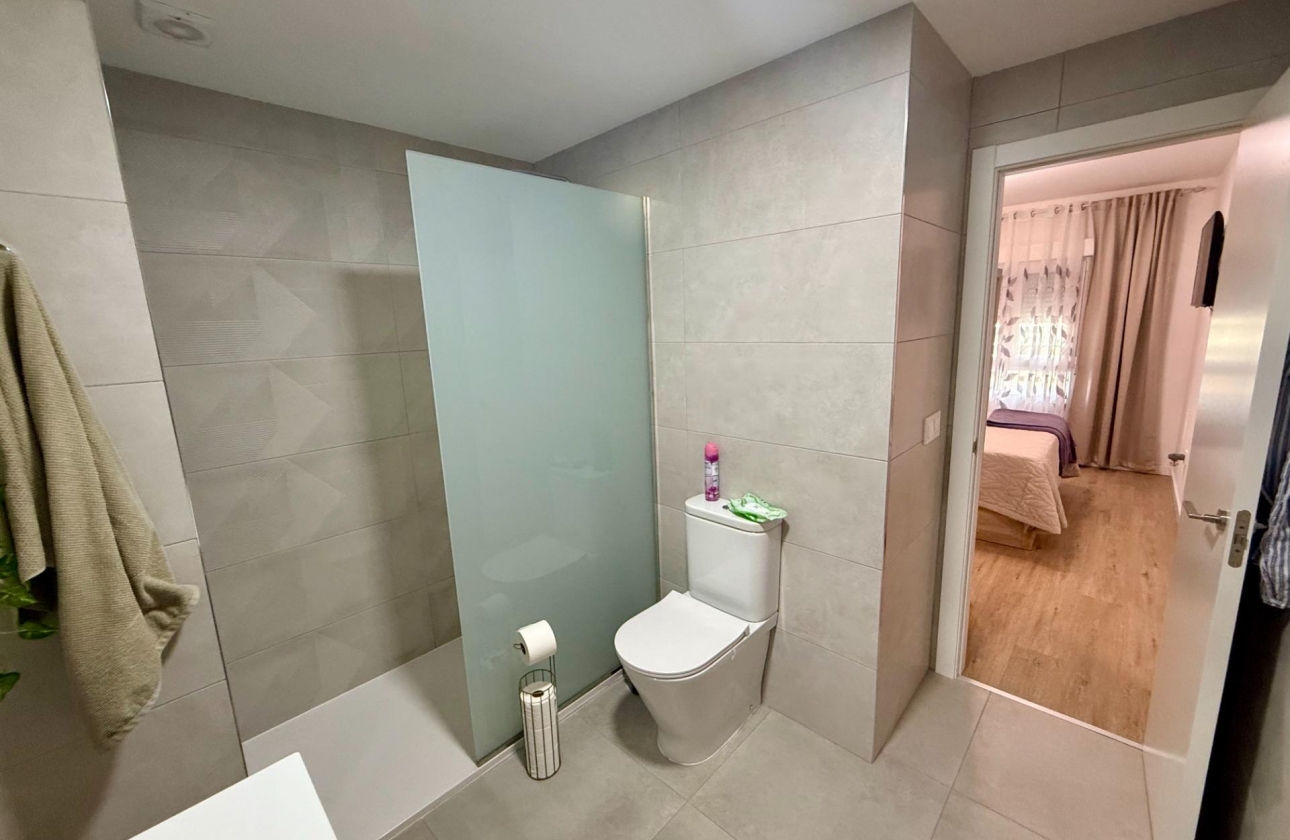 Wiederverkauf - Wohnung - Torrevieja - Centro