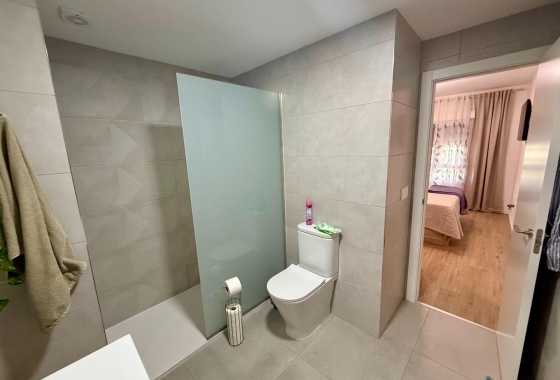Wiederverkauf - Wohnung - Torrevieja - Centro