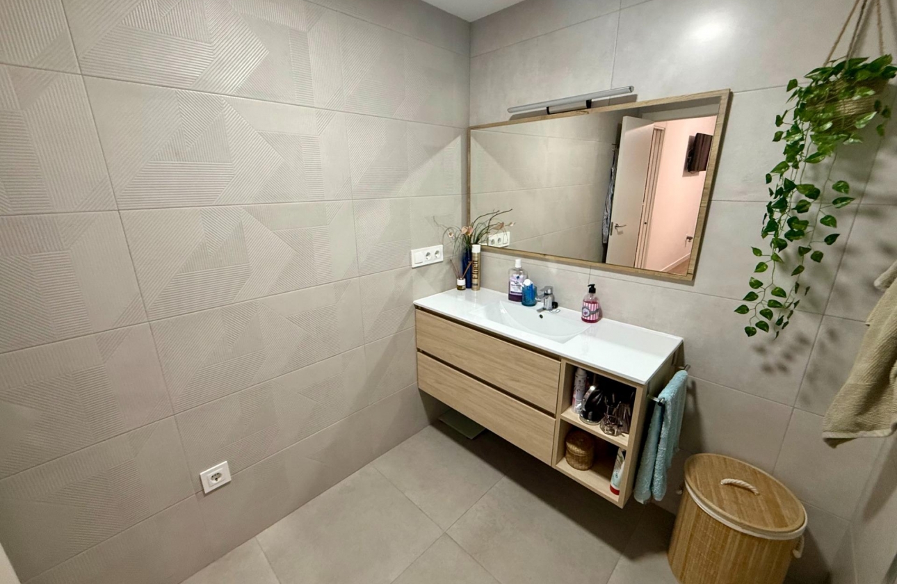 Wiederverkauf - Wohnung - Torrevieja - Centro