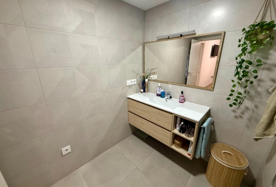 Wiederverkauf - Wohnung - Torrevieja - Centro