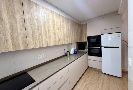 Wiederverkauf - Wohnung - Torrevieja - Centro