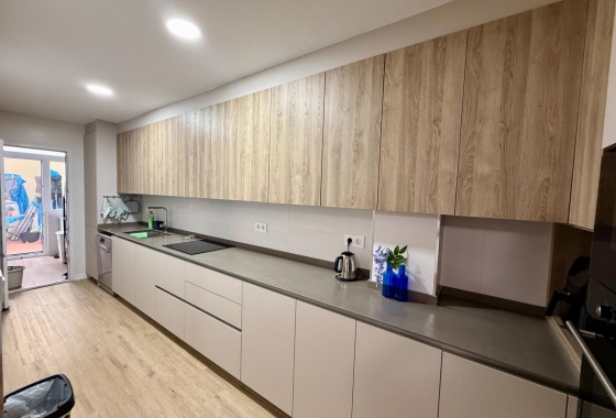 Wiederverkauf - Wohnung - Torrevieja - Centro