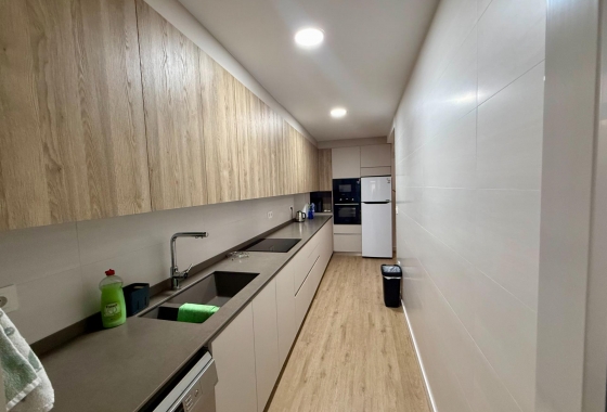 Wiederverkauf - Wohnung - Torrevieja - Centro