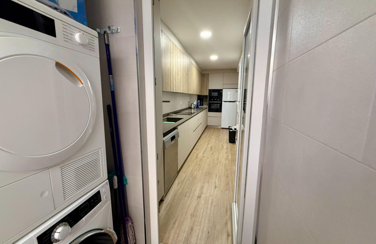Wiederverkauf - Wohnung - Torrevieja - Centro