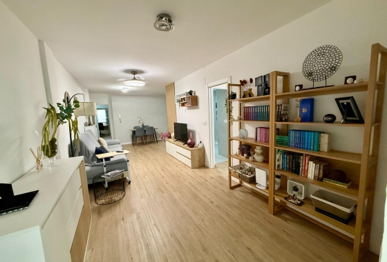Wiederverkauf - Wohnung - Torrevieja - Centro