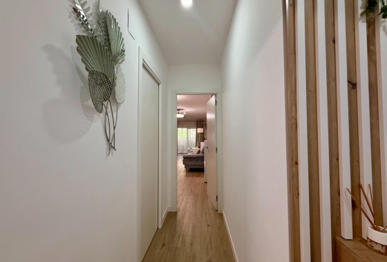 Wiederverkauf - Wohnung - Torrevieja - Centro