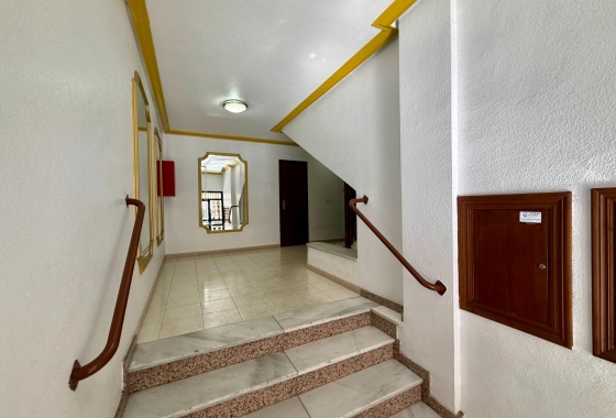 Wiederverkauf - Wohnung - Torrevieja - Centro