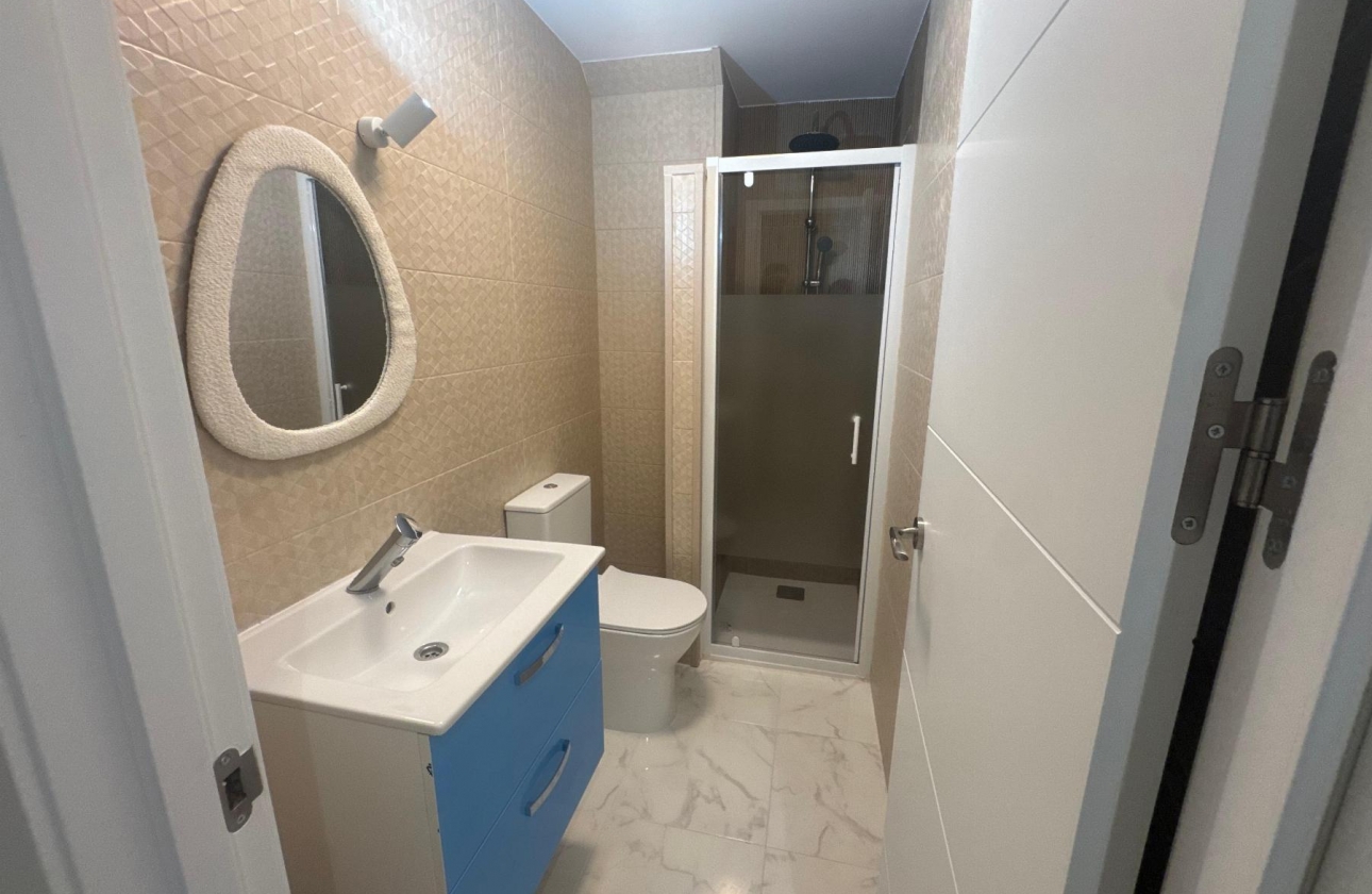 Wiederverkauf - Wohnung - Torrevieja - Muelle Pesquero
