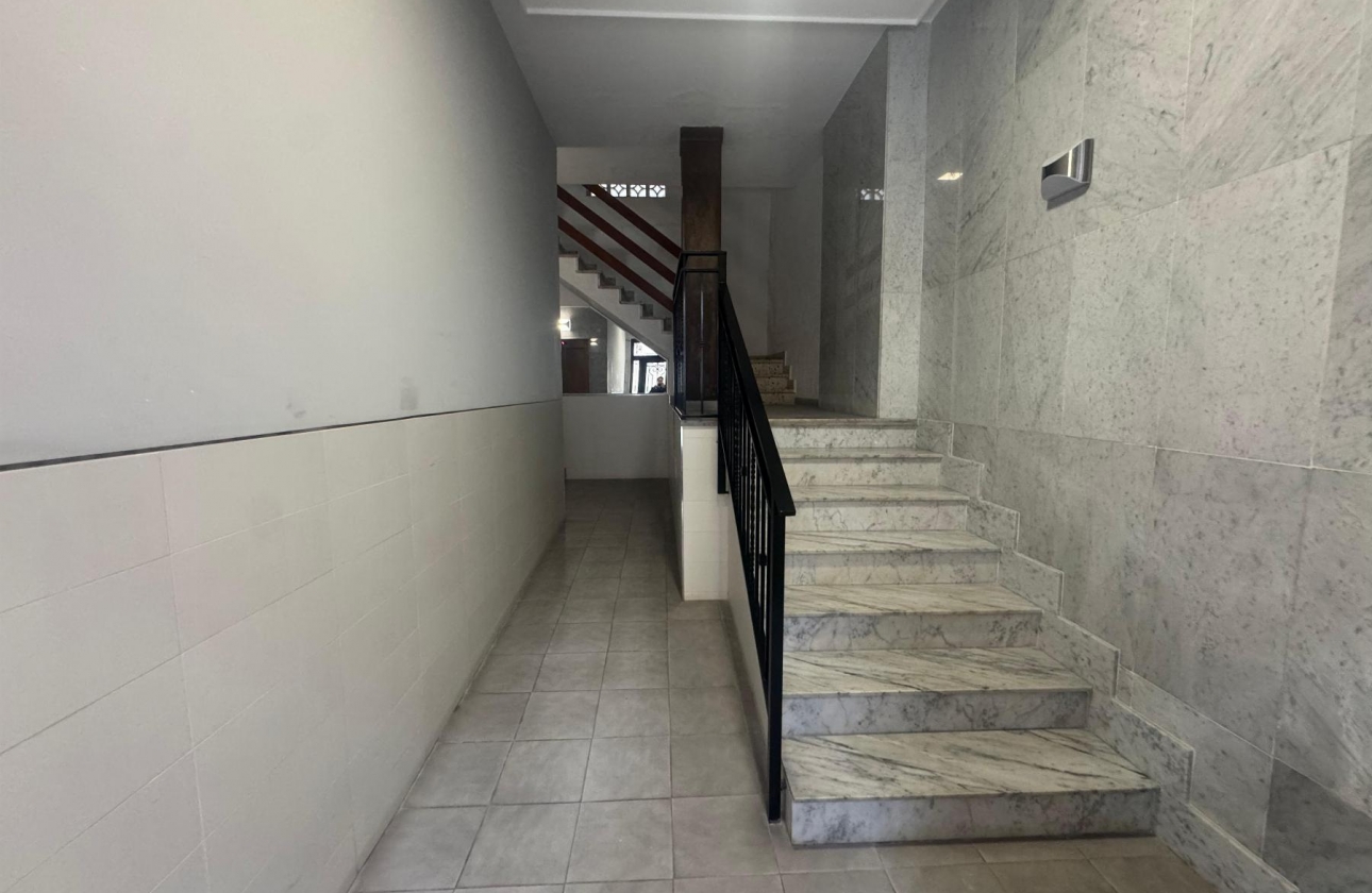 Wiederverkauf - Wohnung - Torrevieja - Muelle Pesquero