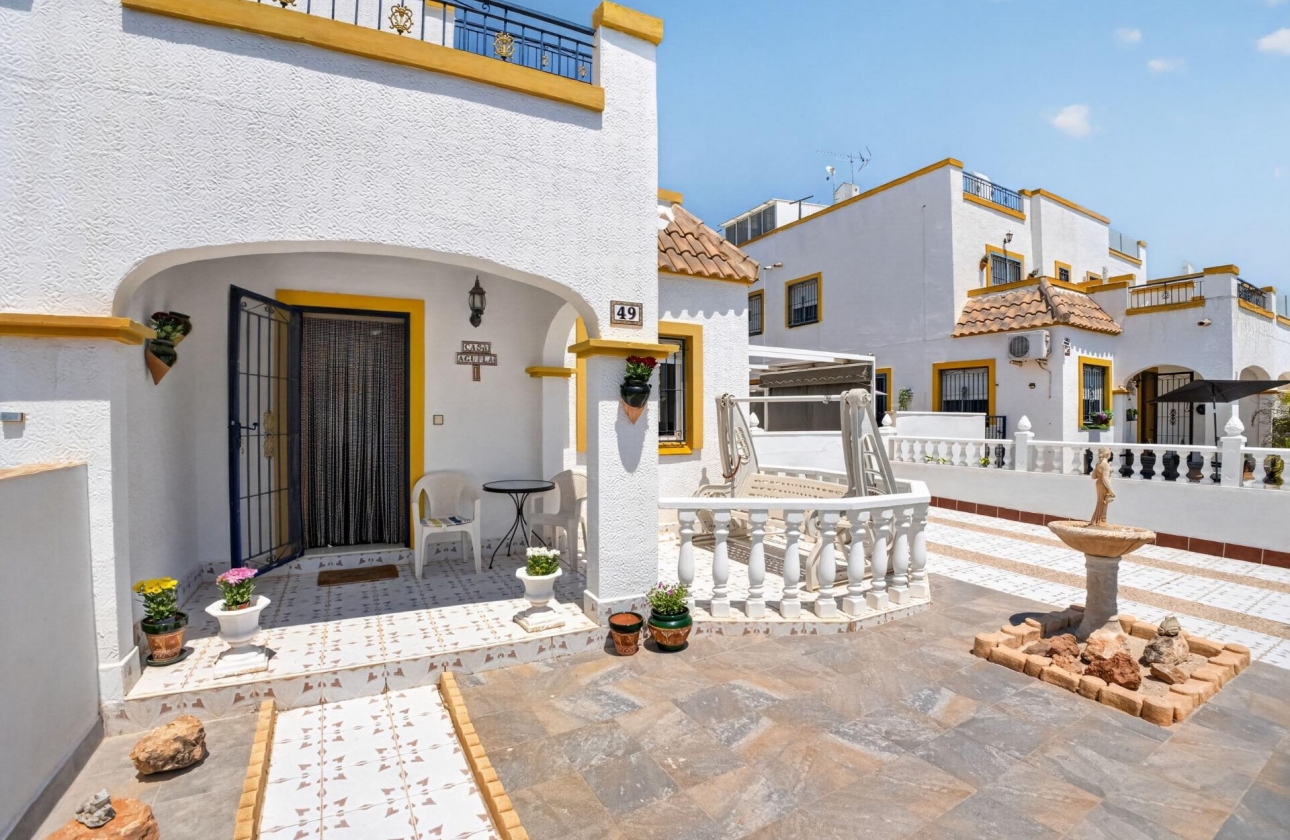Resale - Townhouse - Torrevieja - La Siesta - El Salado - Torreta