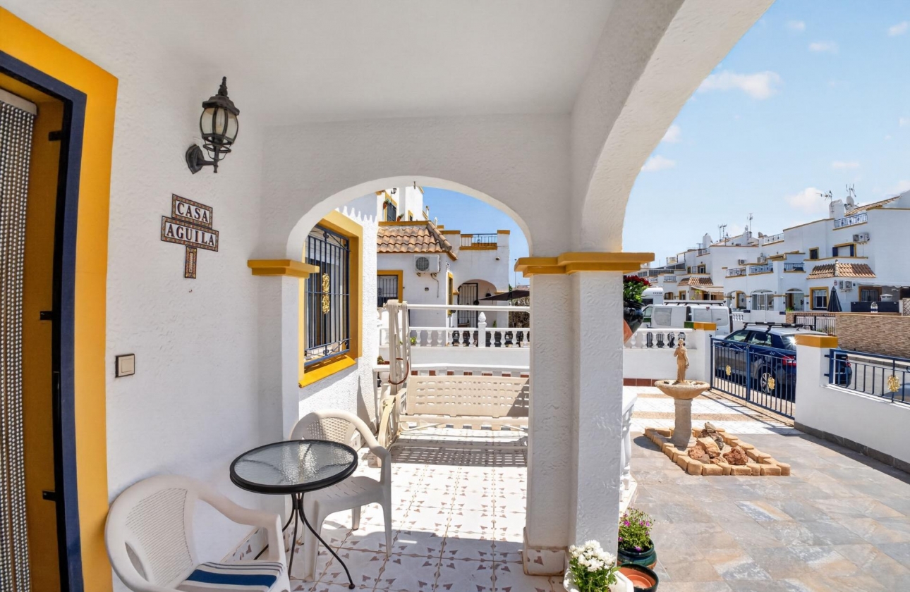 Resale - Townhouse - Torrevieja - La Siesta - El Salado - Torreta