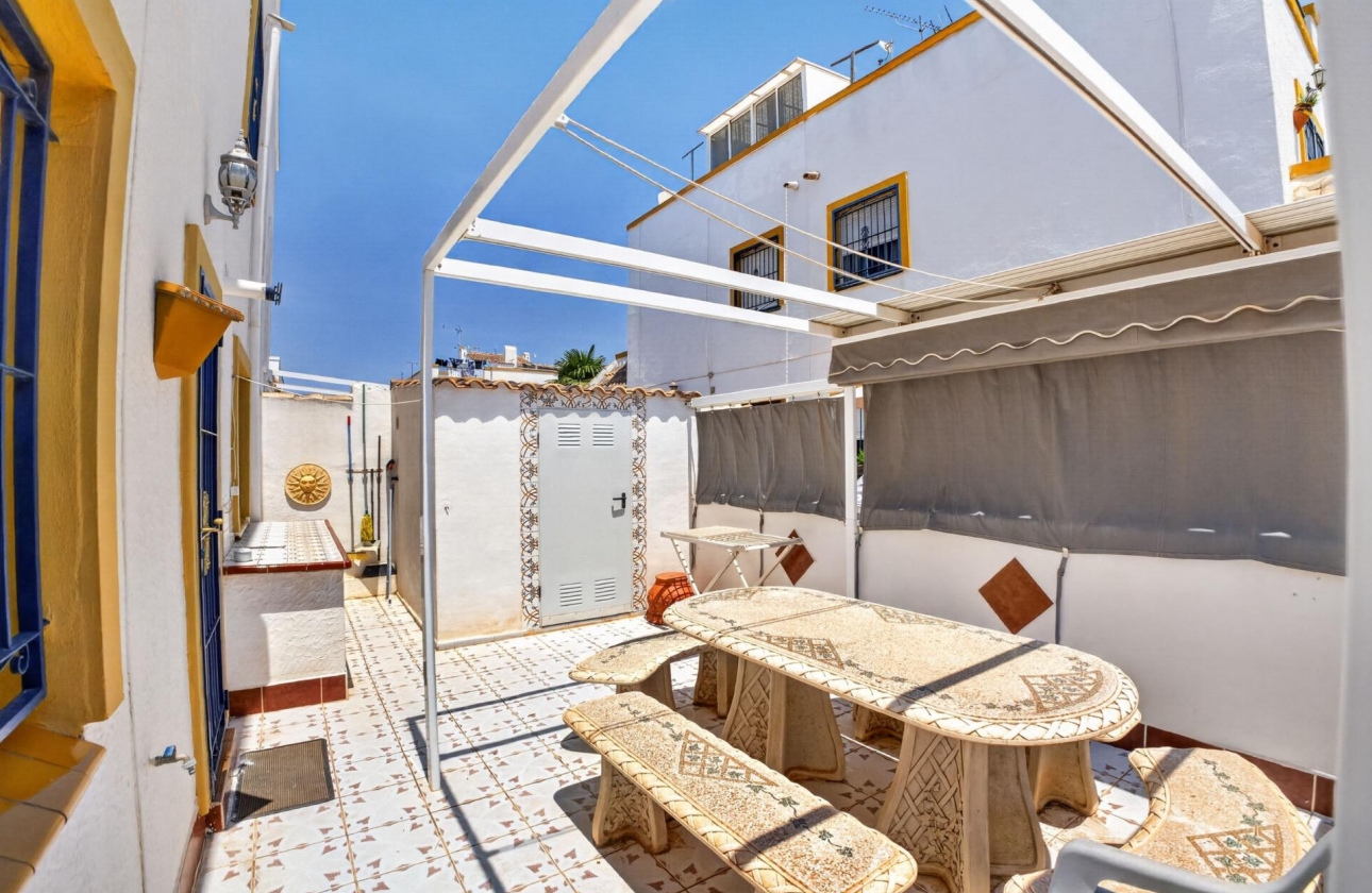 Resale - Townhouse - Torrevieja - La Siesta - El Salado - Torreta