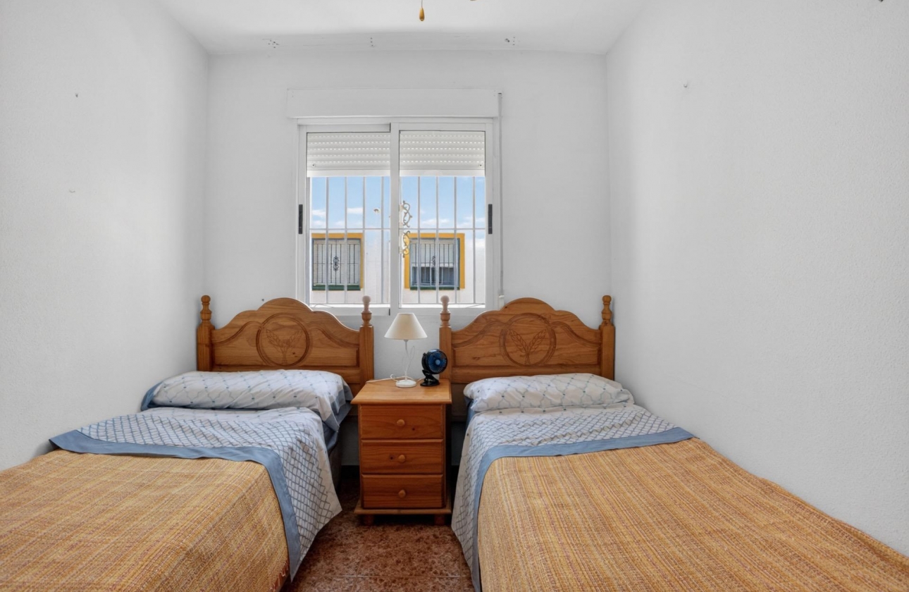 Resale - Townhouse - Torrevieja - La Siesta - El Salado - Torreta