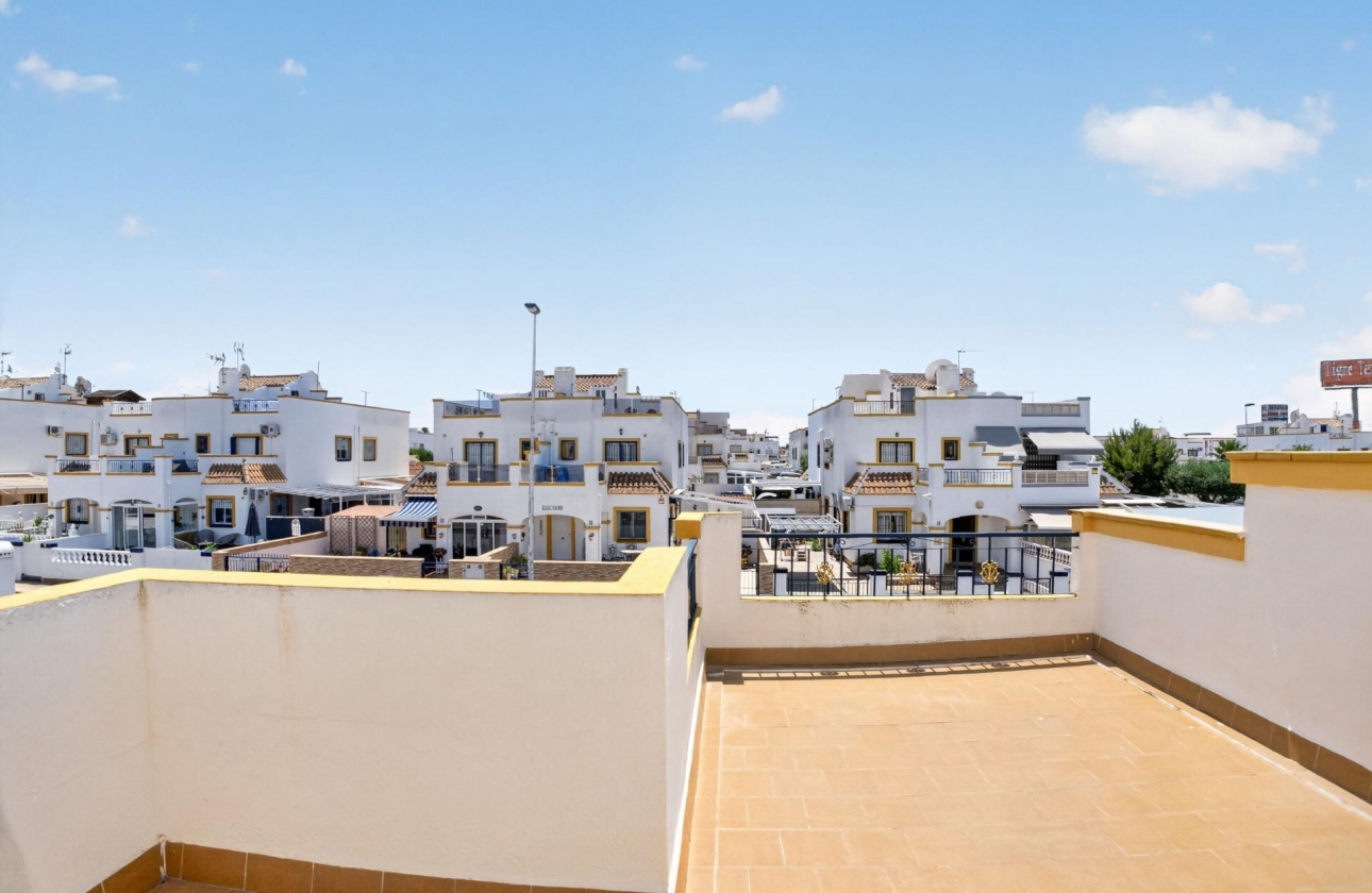 Resale - Townhouse - Torrevieja - La Siesta - El Salado - Torreta