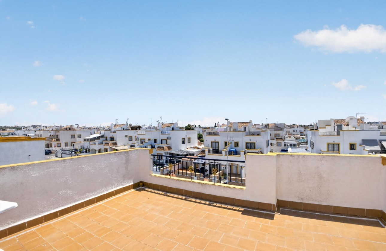 Resale - Townhouse - Torrevieja - La Siesta - El Salado - Torreta