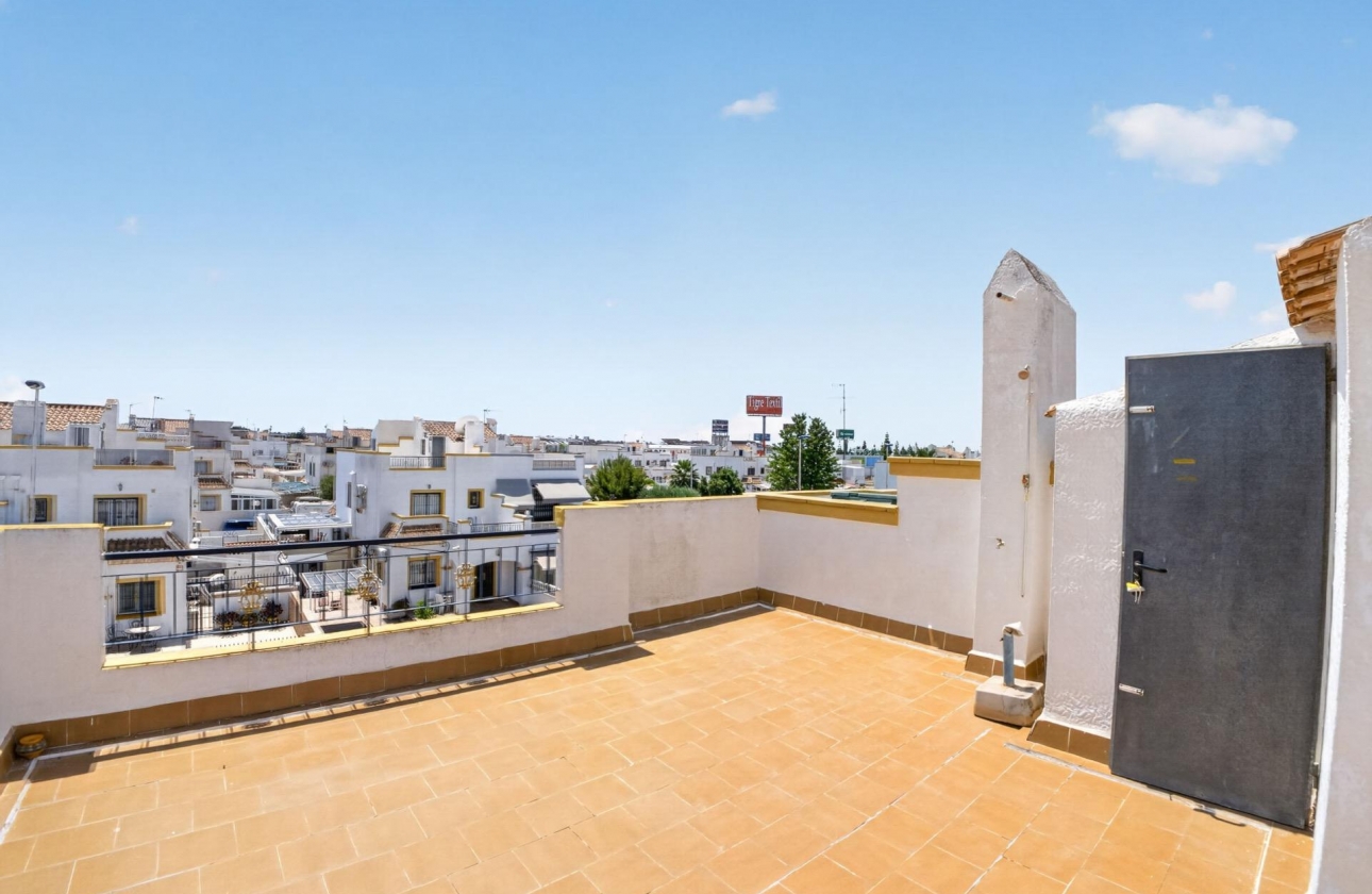 Resale - Townhouse - Torrevieja - La Siesta - El Salado - Torreta