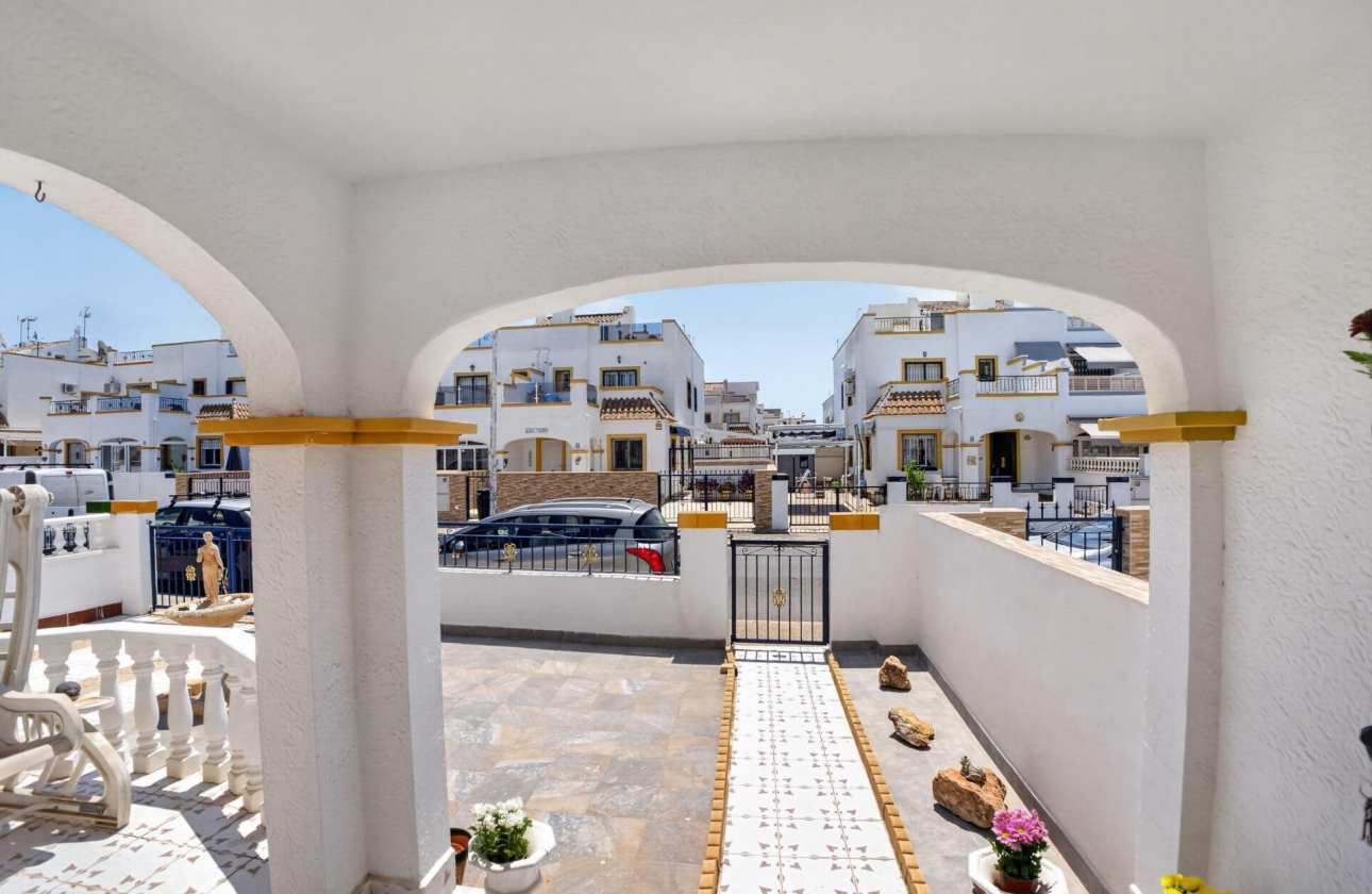 Resale - Townhouse - Torrevieja - La Siesta - El Salado - Torreta