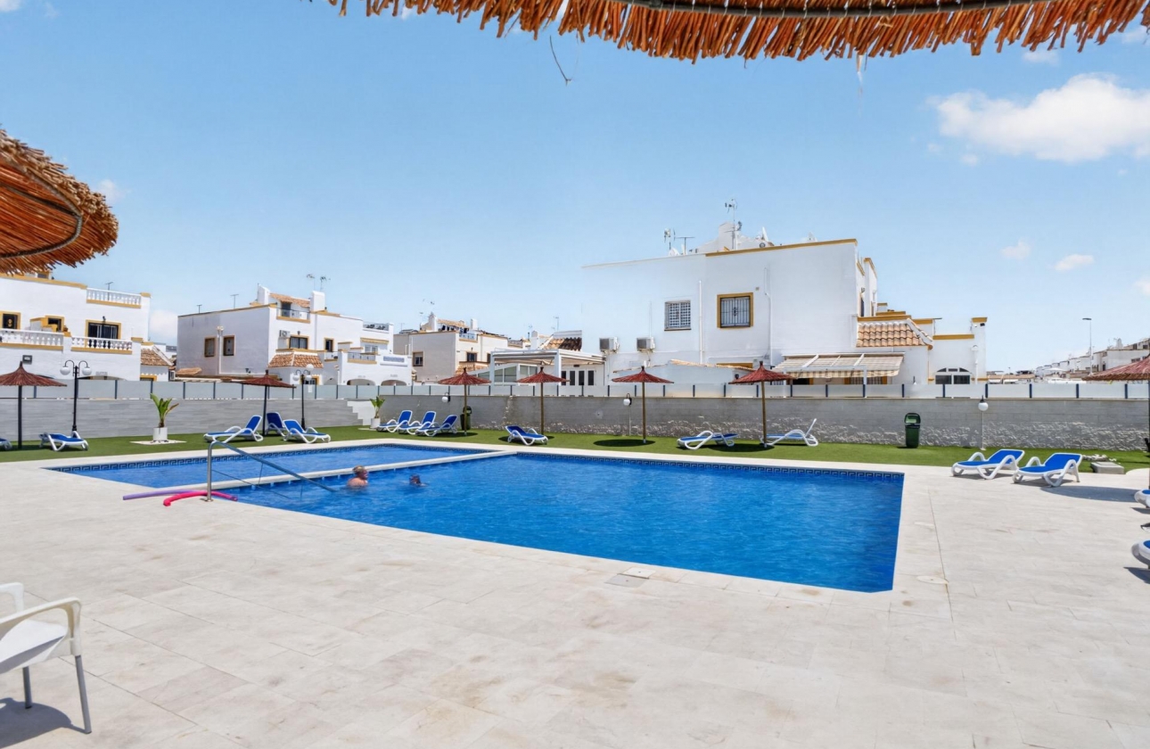 Resale - Townhouse - Torrevieja - La Siesta - El Salado - Torreta