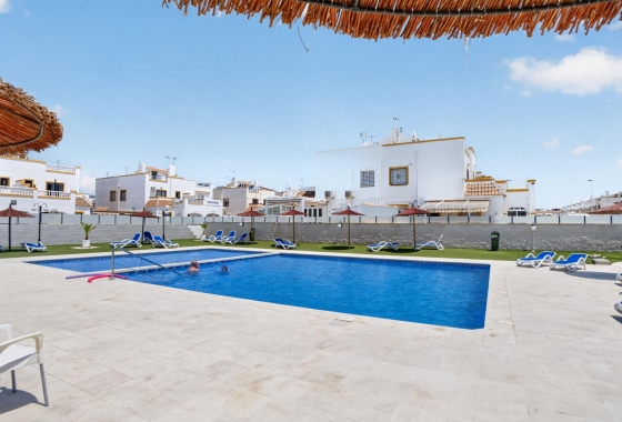 Resale - Townhouse - Torrevieja - La Siesta - El Salado - Torreta